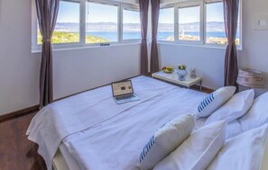 5 Schlafzimmer, Bügeleisen/Bügelbrett, WLAN, Bettwäsche