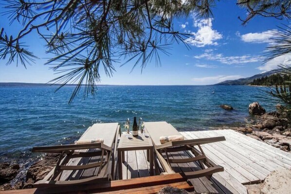 Outdoor dining - Villa Aurora Paklenica (Starigrad)