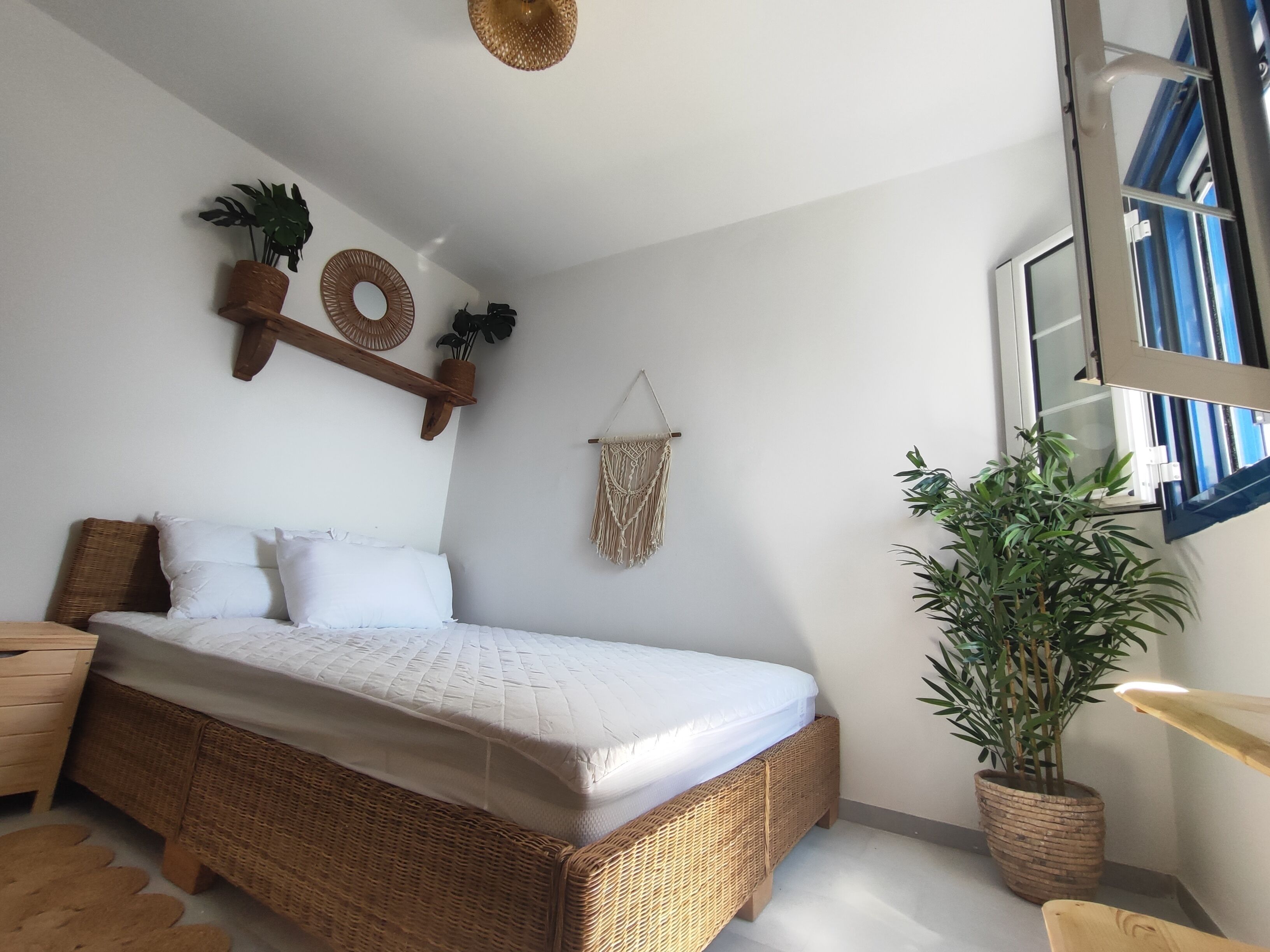 1 bedroom, iron/ironing board, Internet, bed sheets
