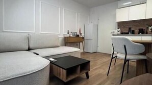 Living area - Stylish Alpine Retreat with Mountain Views in Bovec (Bovec)