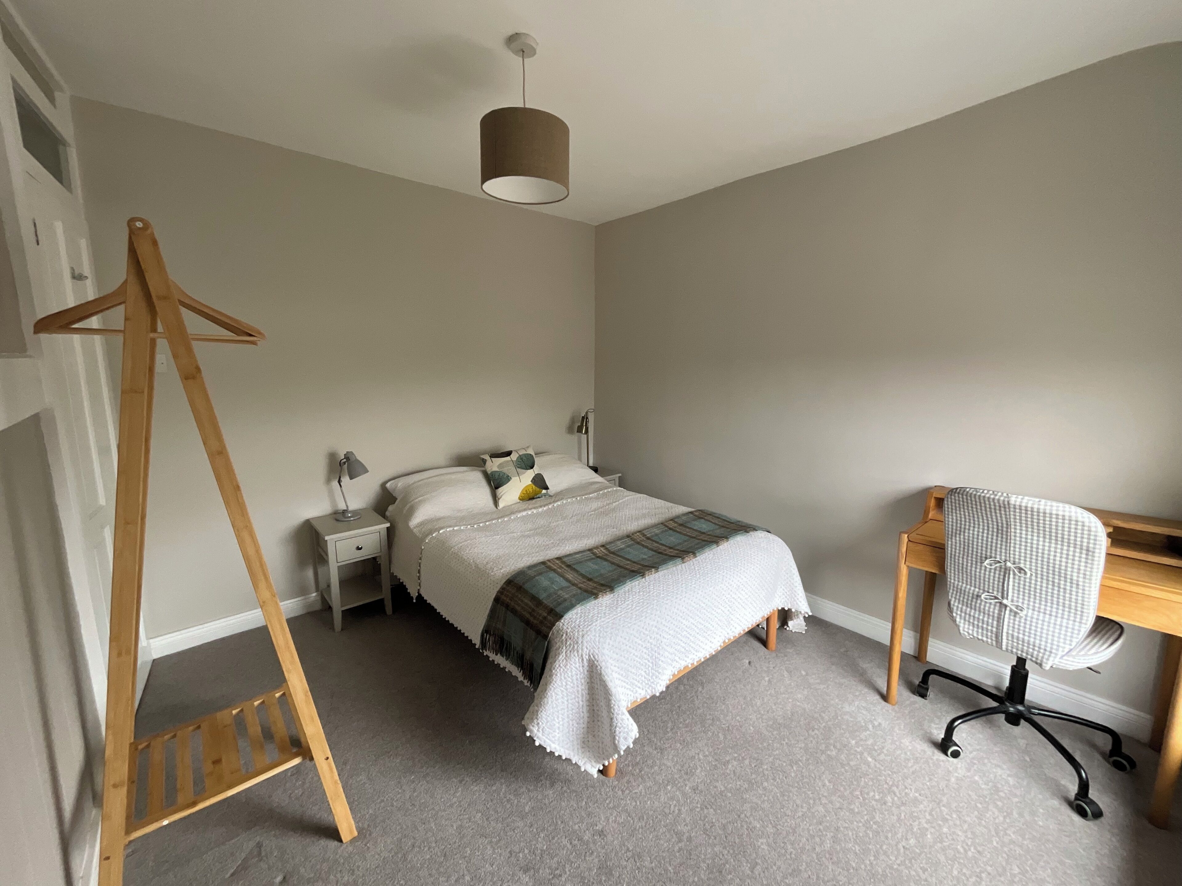 2 bedrooms, desk, iron/ironing board, free WiFi