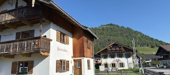 Alpenvilla Liboria Wallgau vacation home 220sqm sauna and hobby room