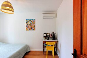 熨斗/熨衣板、WiFi、床单