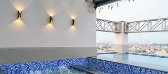 Maya Suites