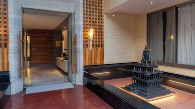 Maya Suites