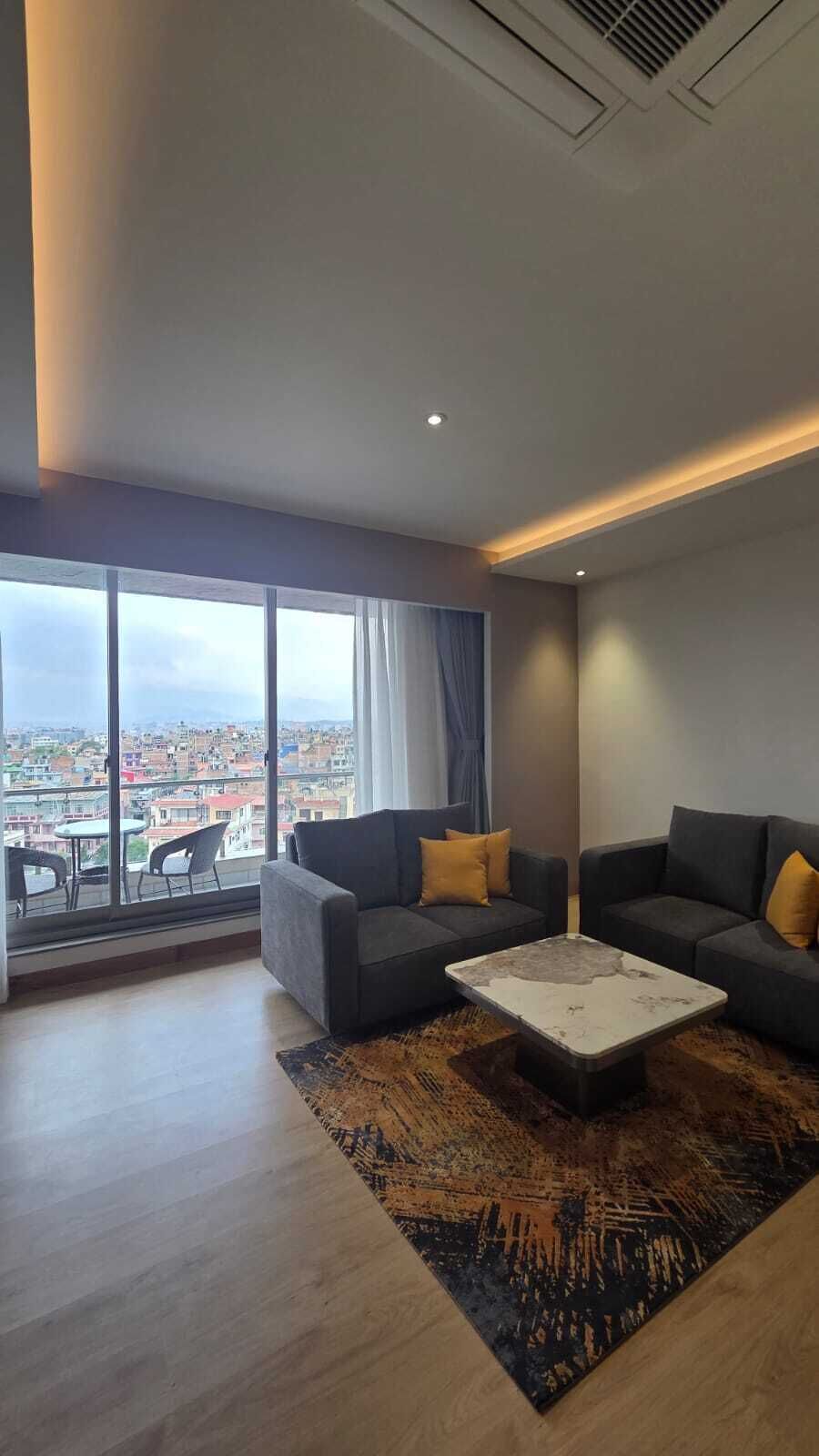 Apartment, 1 Bedroom, City View | Living area