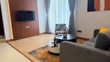 Apartment, 2 Bedrooms, City View | Living room