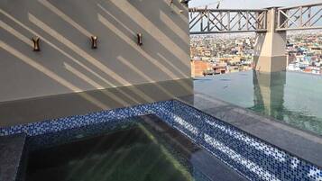 Rooftop pool