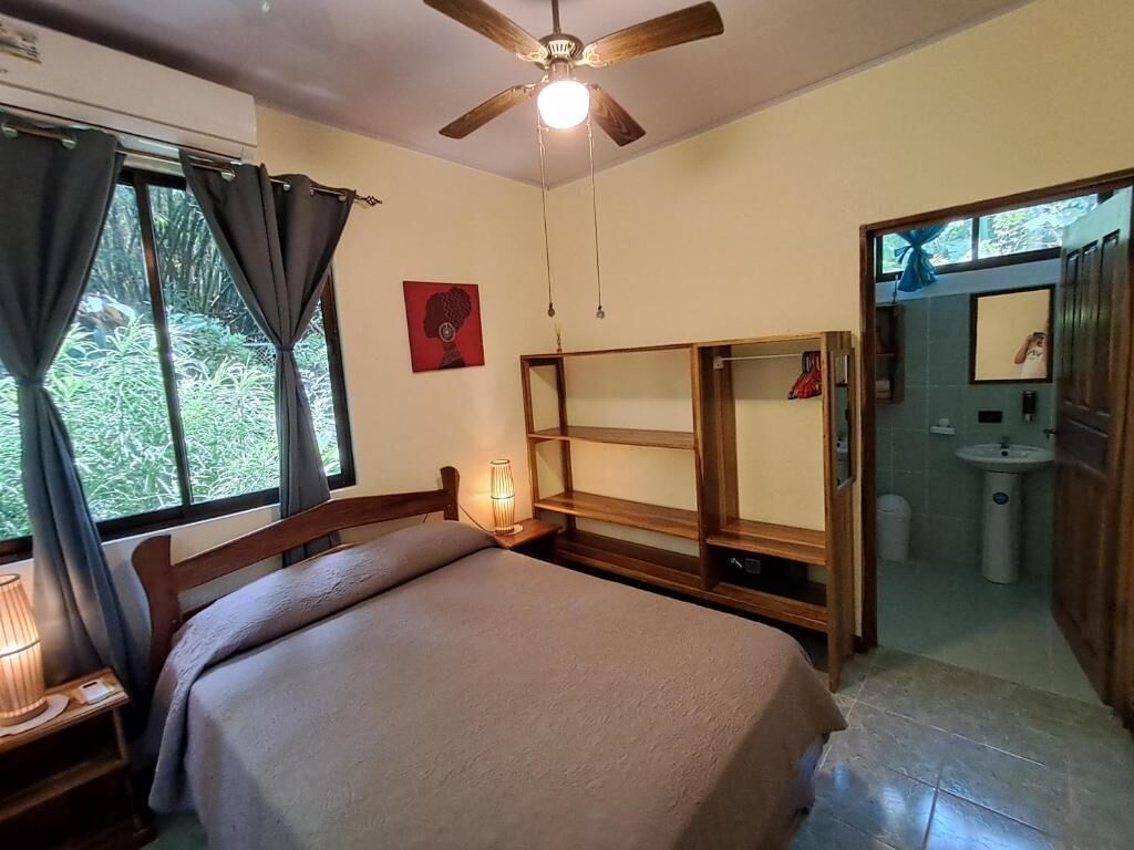 Apartamento, vista para o jardim | Cofres nos quartos, cortinas blackout, Wi-Fi de cortesia