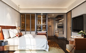 Minibar, in-room safe, laptop workspace, blackout curtains - Avani+ Lanexang Vientiane Hotel (Vientiane)