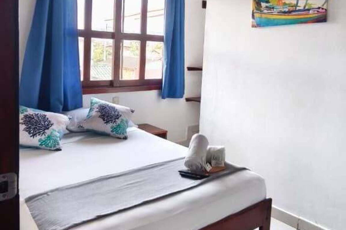 Double Room, Partial Ocean View | Soundproofing, WiFi (free)