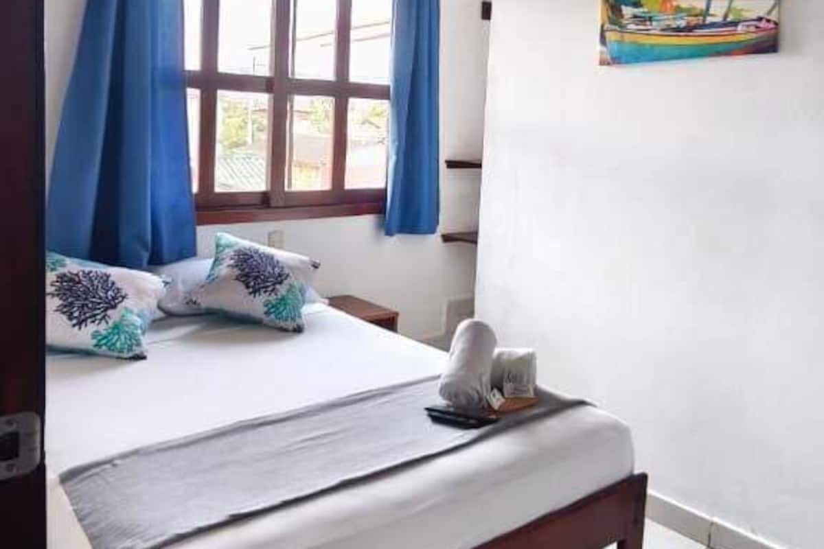 Double Room, Partial Ocean View | Soundproofing, free WiFi