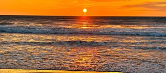 Cocoa Beachfront Inn