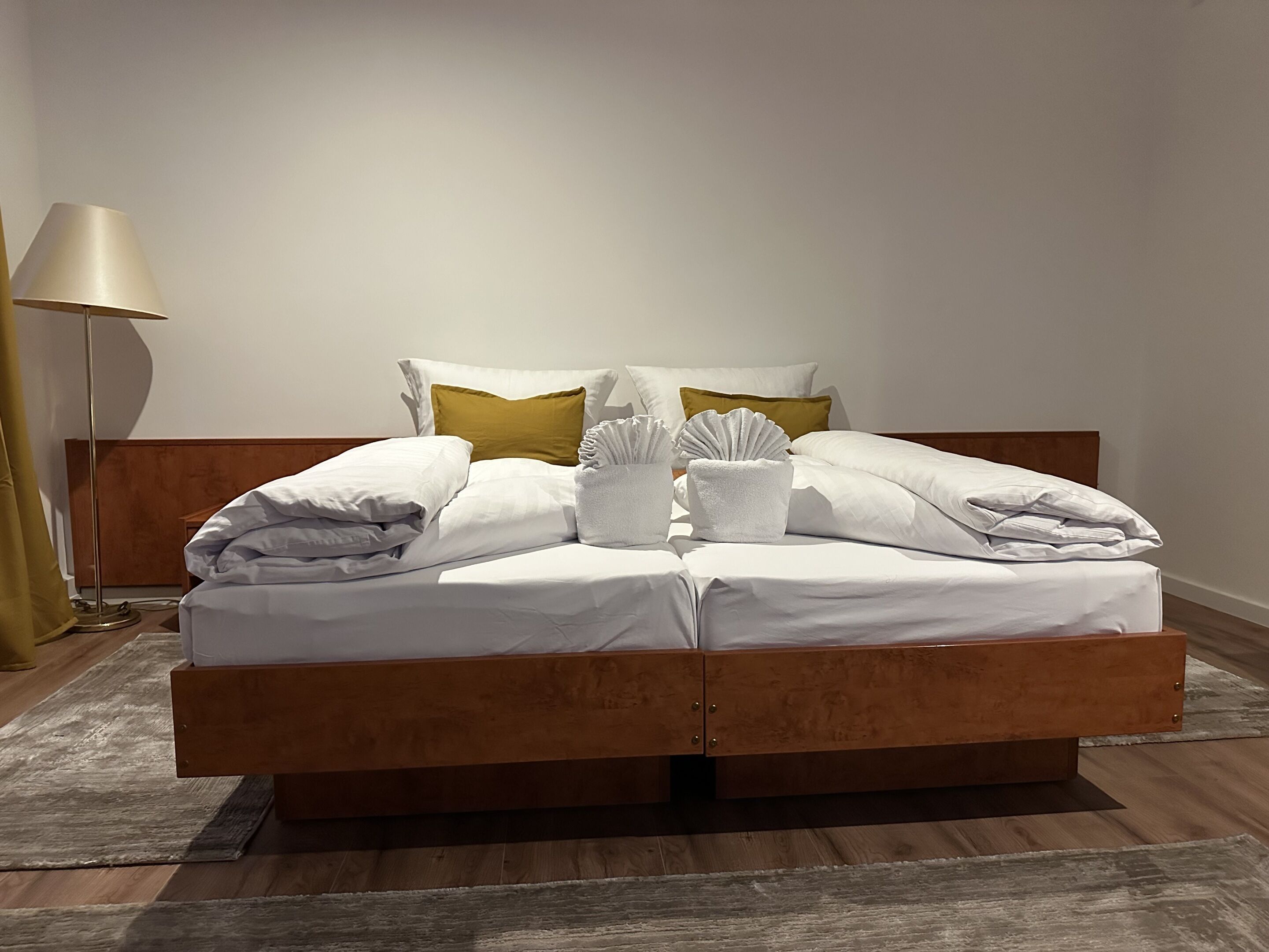 Doppelbett oder 3 Einzelbetten