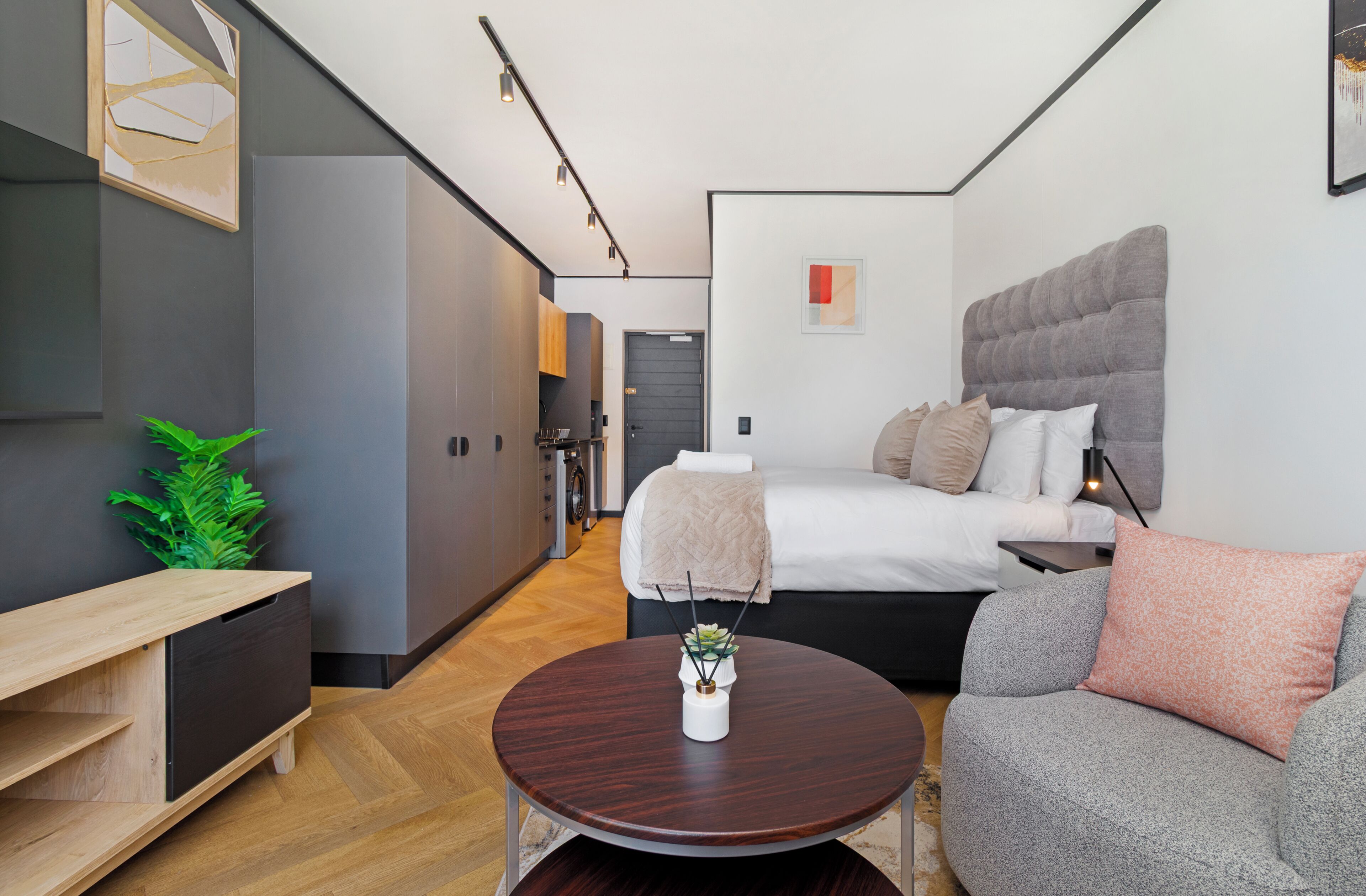 1 Schlafzimmer, Zimmersafe, Bügeleisen/Bügelbrett, kostenloses WLAN