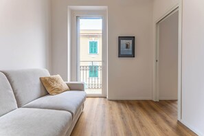 Living area - Vrbo Property (Bari)
