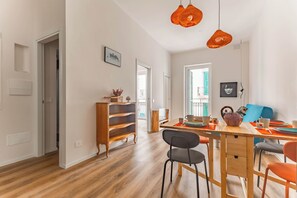 Dining - Vrbo Property (Bari)
