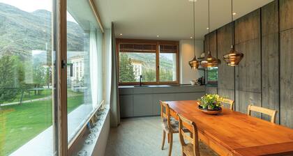 Chesa Piol - Stylish apartment with wellness & panorama
