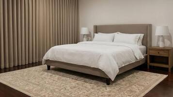 Ropa de cama de alta calidad, camas con pillow-top y cunas gratuitas