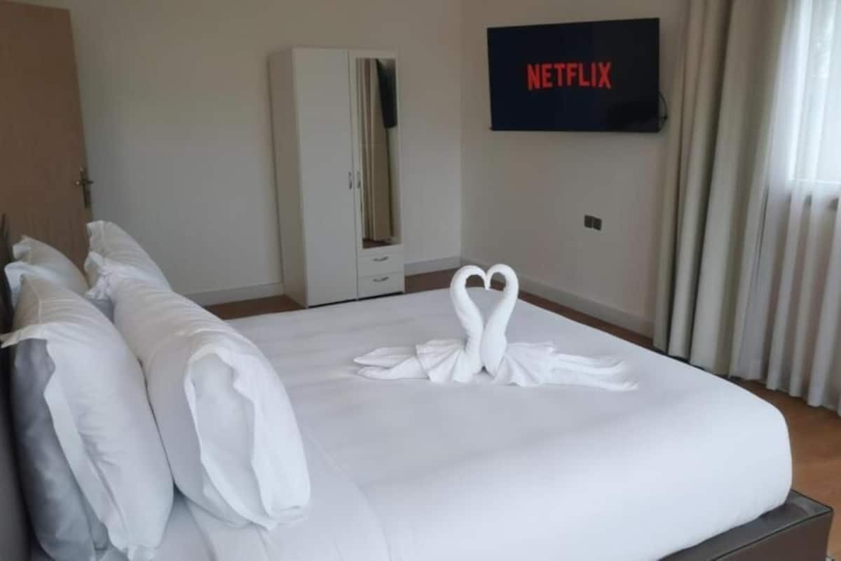 Chambre Double Confort, balcon, vue jardin | Literie de qualité supérieure, surmatelas, lits bébé (gratuits)