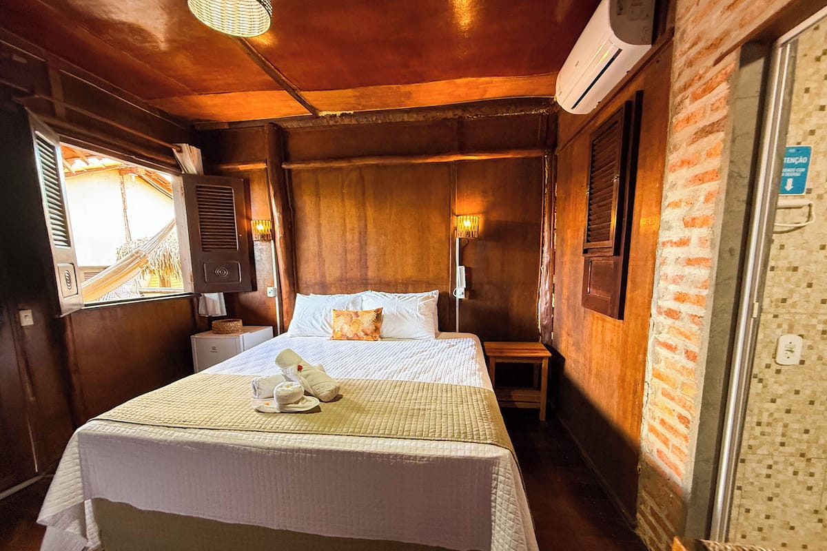 Bungalow dành cho gia đình, lanai, quang cảnh biển | Màn/rèm cản sáng, truy cập Internet không dây miễn phí 