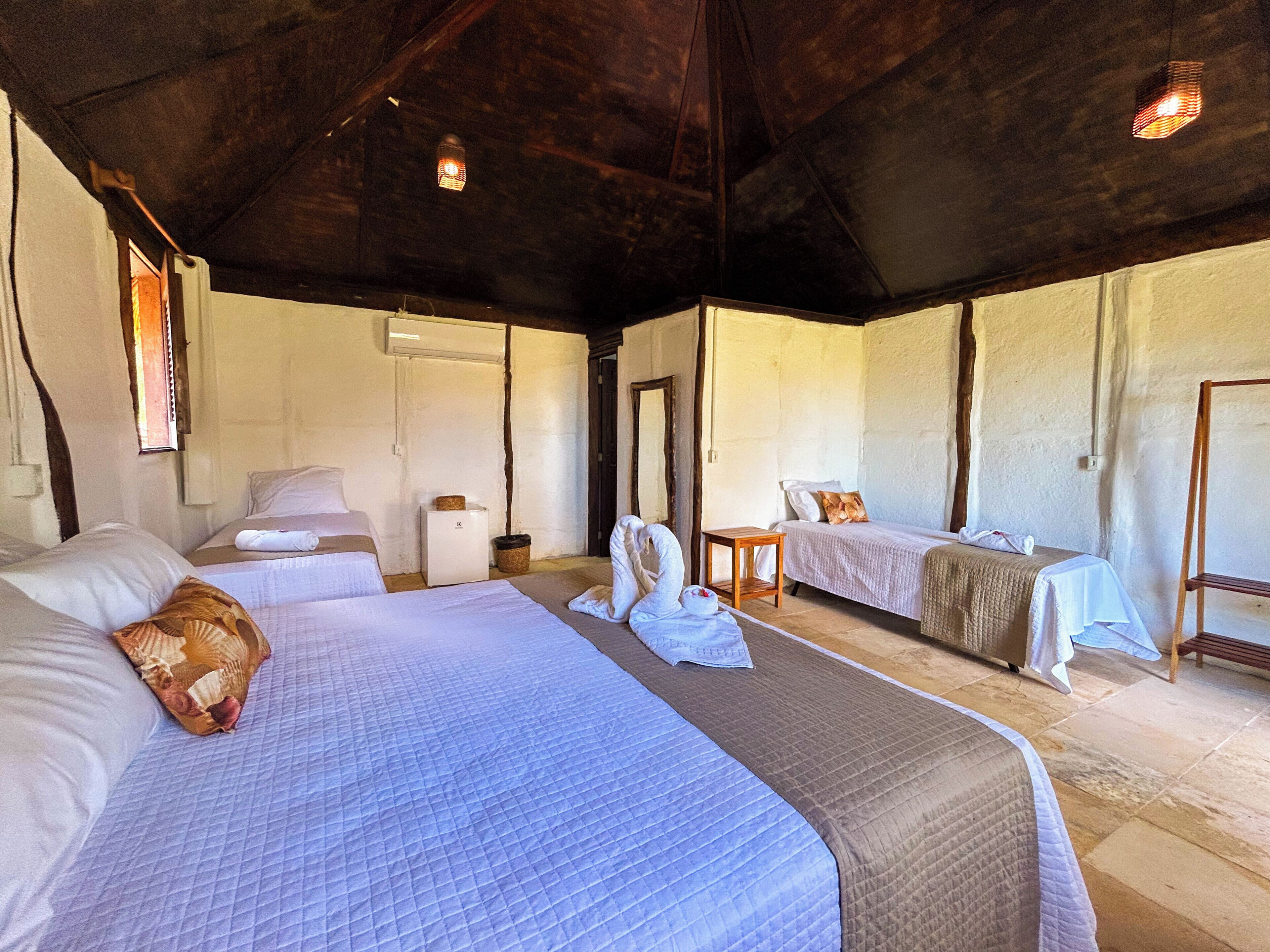 Comfort bungalow, gedeeltelijk uitzicht op zee | Verduisterende gordijnen, gratis wifi