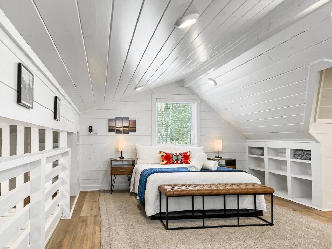 Iron/ironing board, travel crib, WiFi, bed sheets