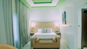 In-room safe, desk, laptop workspace, blackout curtains