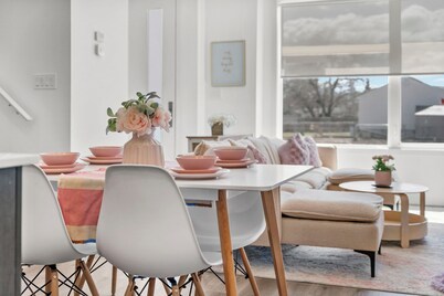 Central 3BR Townhome | Near WEM | Family Friendly