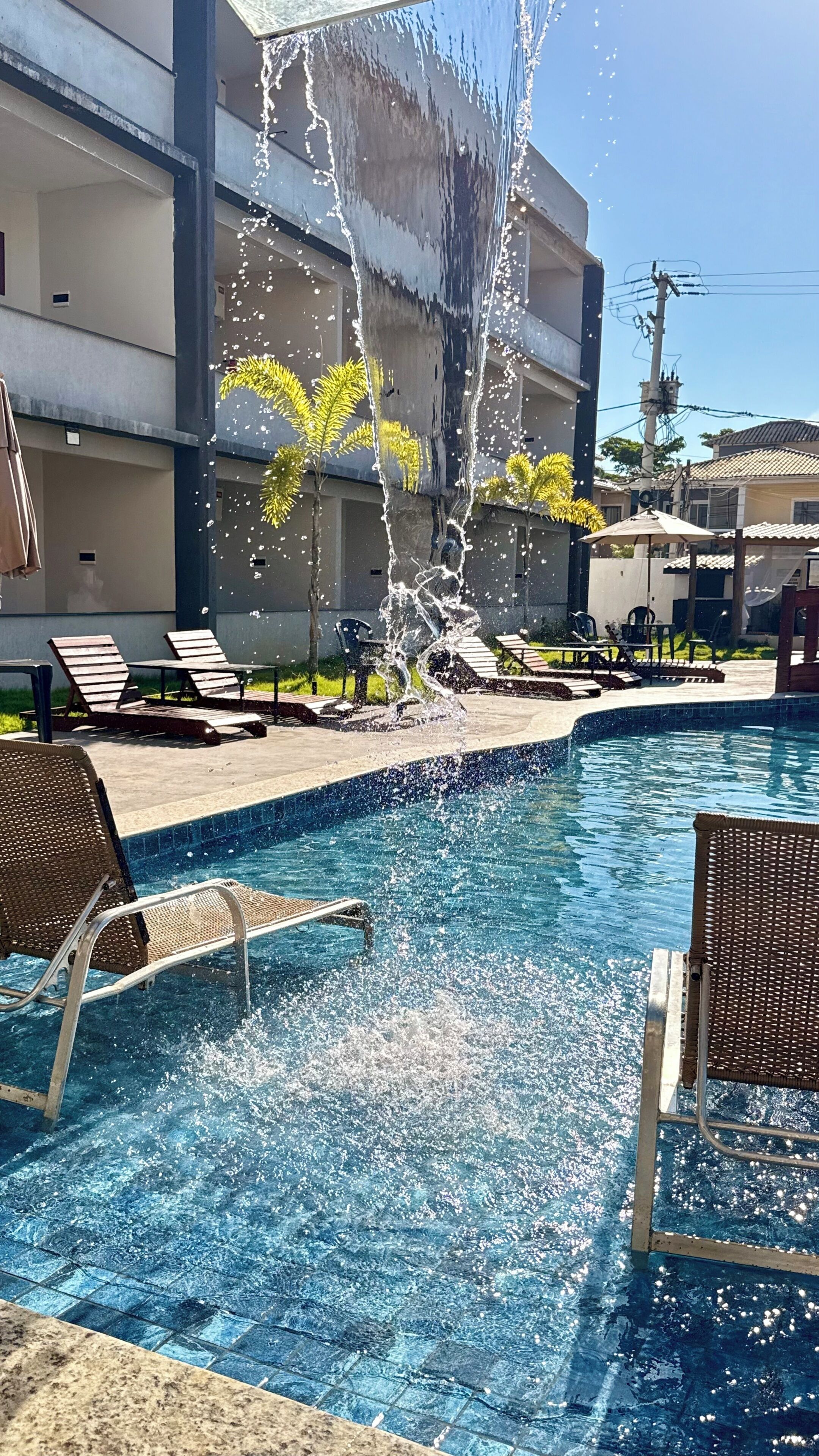 3 piscinas externas