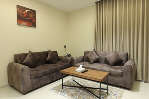 Phòng Suite Cao cấp | Khu phòng khách
