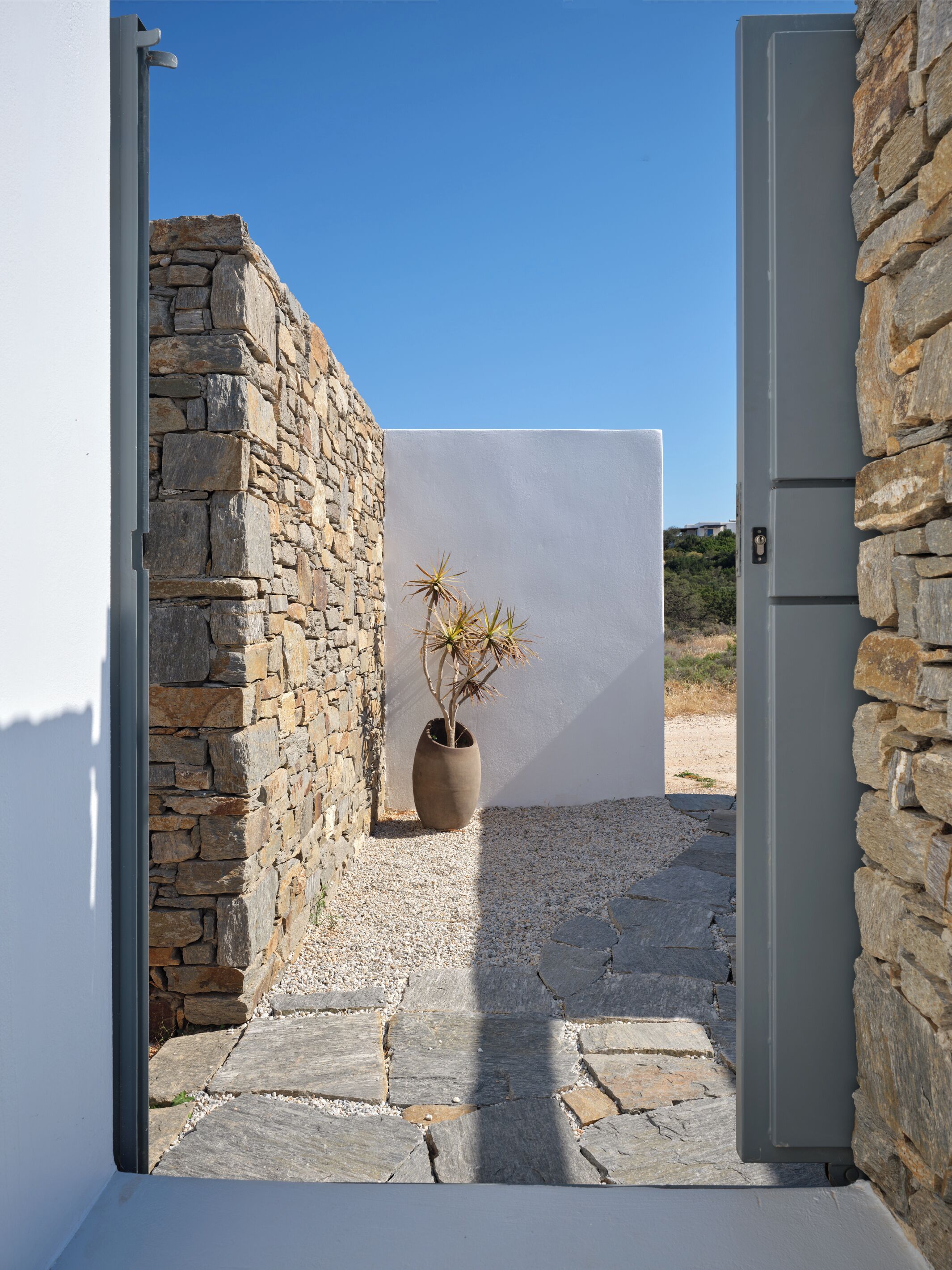 Duplex, Partial Sea View | Property grounds