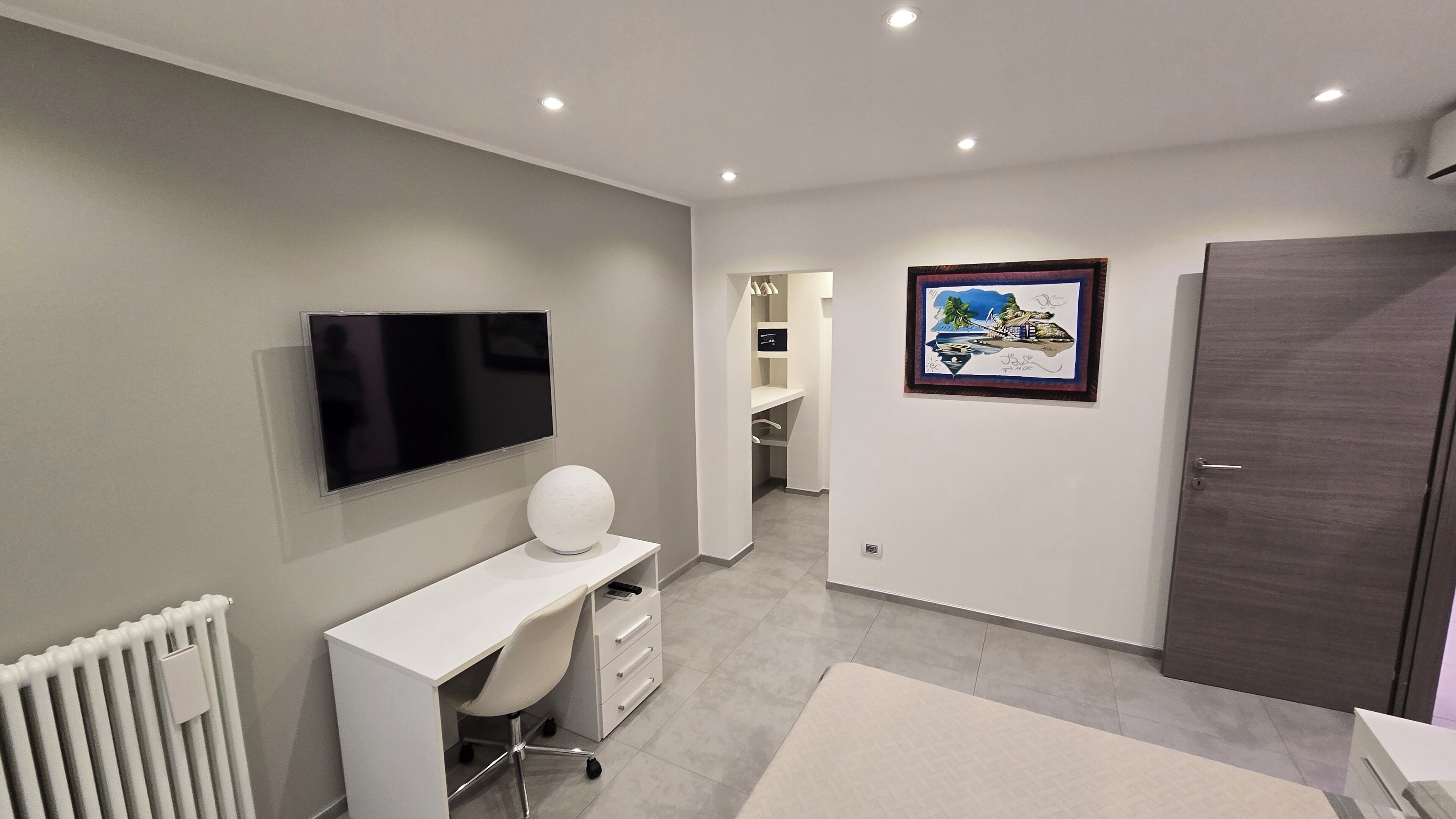 2 chambres, fer et planche à repasser, Wi-Fi, draps fournis
