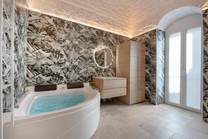Deluxe-suite - balkon - byudsigt | Spa