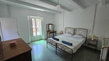 2 Schlafzimmer, Internetzugang, Bettwäsche