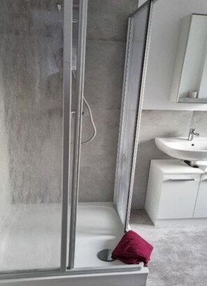 Bathroom - Vrbo Property (Potsdam)