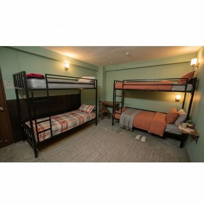 6 bedrooms, free WiFi, bed sheets - Meet & Spice: Your Ultimate Food & Stay Hub in Thamel (Kathmandu)