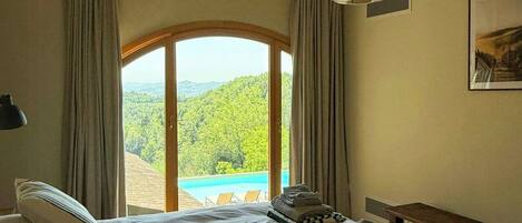 5 habitaciones y wifi gratis