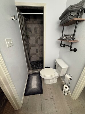 Bathroom - Spacious Lubbock Stay •Minutes to Tech & Hospitals (Lubbock)