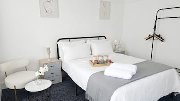 3 bedrooms, free WiFi, bed sheets