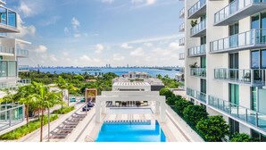 Pool - AEA - Biscayne BLVD Miami (Miami)