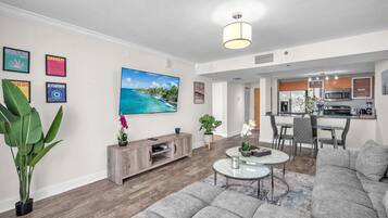 Apartment, Balcony, Partial Sea View | Living area