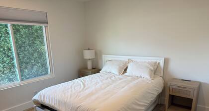 Walk to Ellwood Mesa & Beach 4BR Home Near UCSB with Pool Access