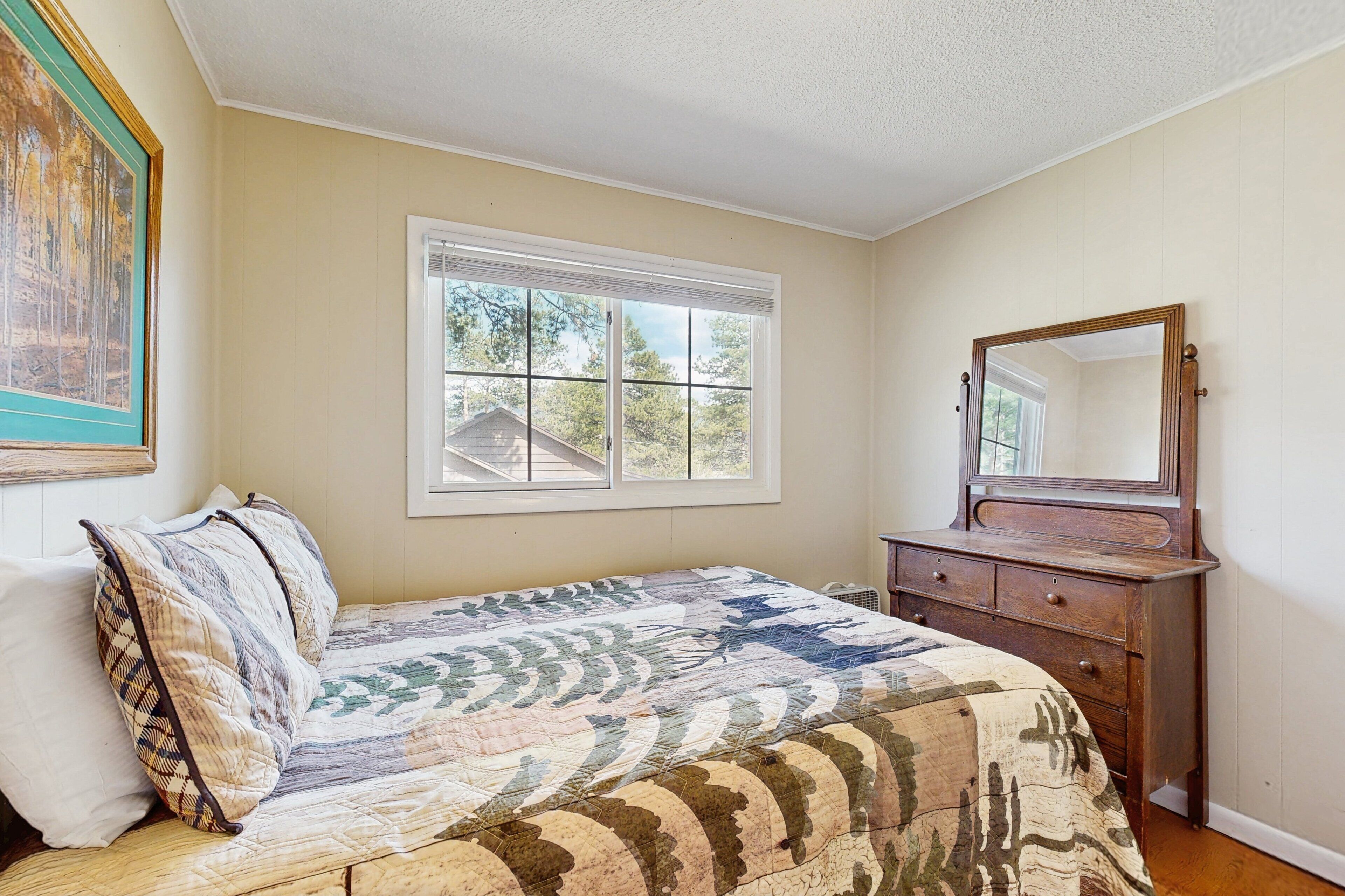 Cabin, Multiple Beds, Patio, Mountain View (Peak View Cabin)
