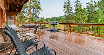 Hot Tub, Pool Table, and Dog Friendly! River Waterfront Cabin With Mountain Views