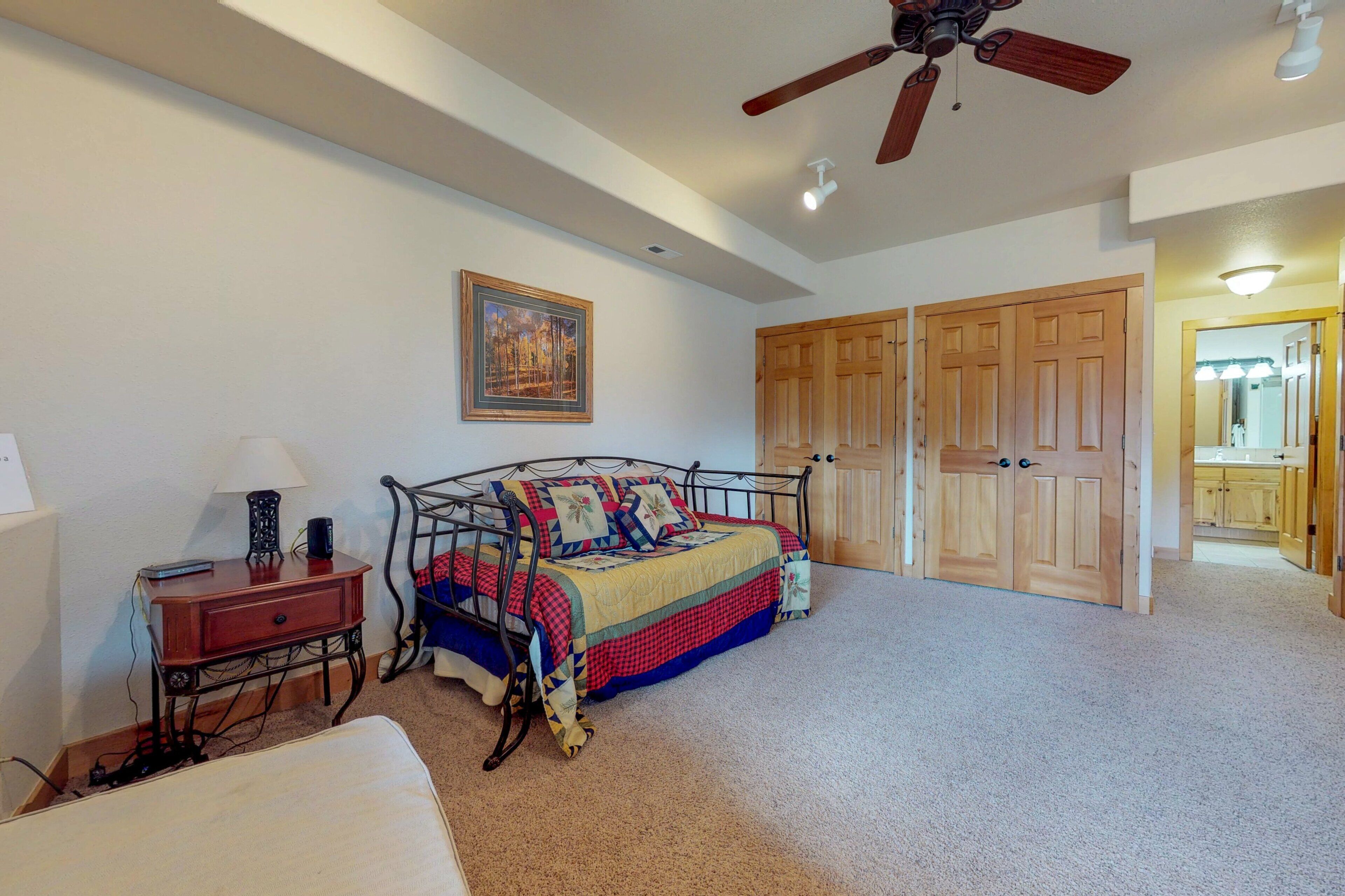 Cabin, Multiple Beds, Mountain View (Twin Pines Cabin)