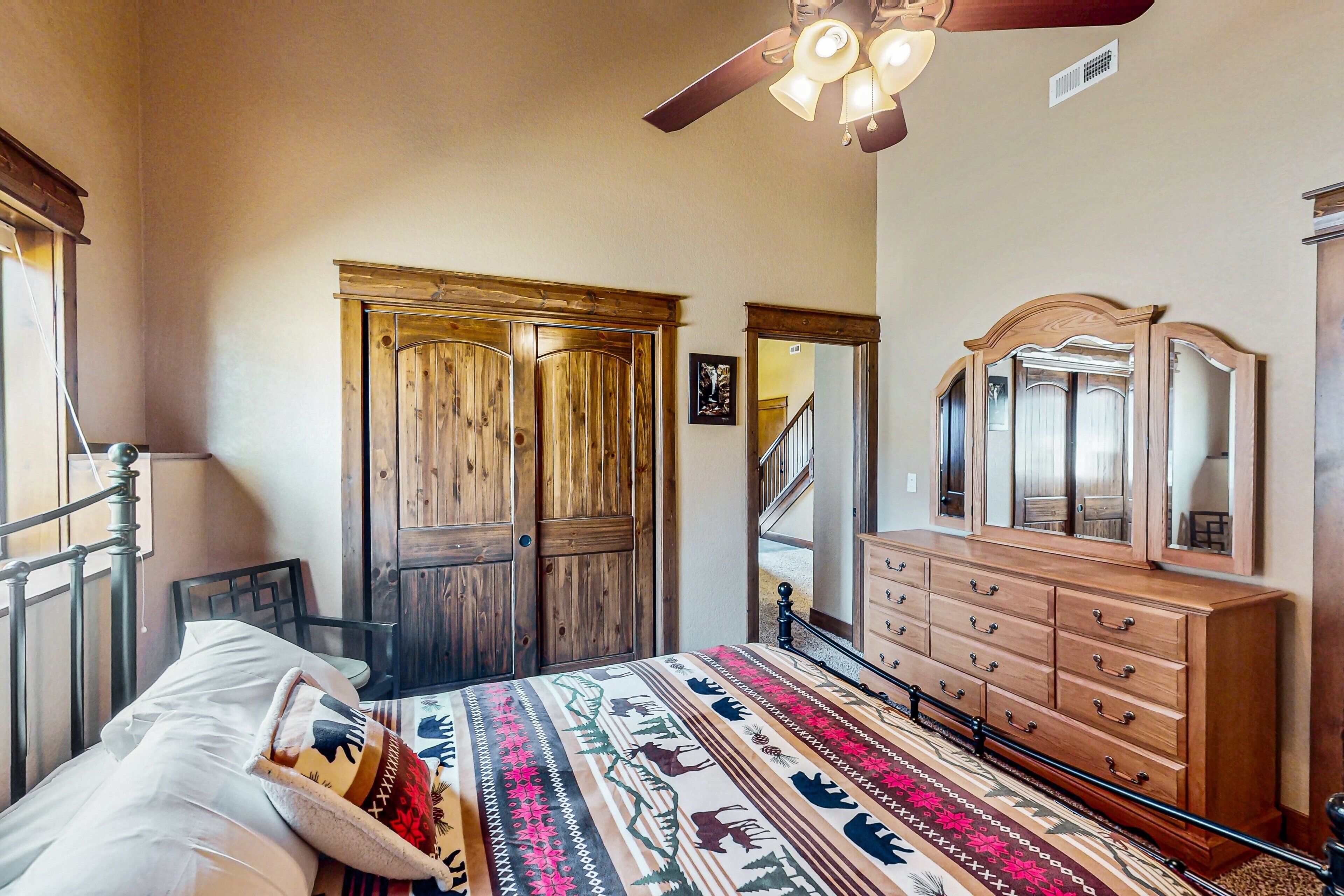 Townhome, Multiple Beds, Balcony, Mountain View (Timber Mountain Retreat) | 3 bedrooms