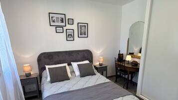 2 bedrooms, iron/ironing board, travel crib, bed sheets