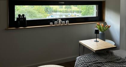 Moderne Ferienwohnung mit 61 m² und Seeblick in Bad Zwischenahn.