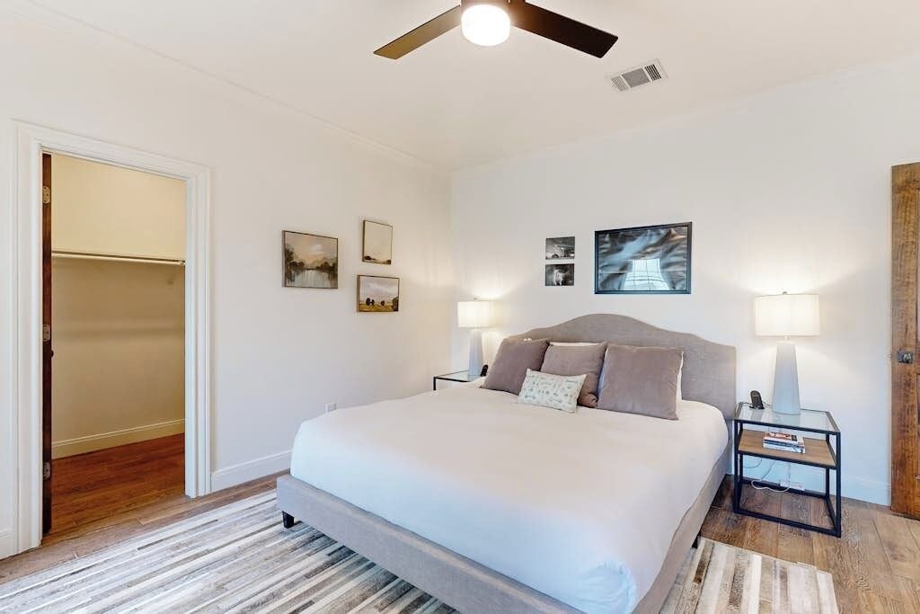 Maison, plusieurs lits, accès piscine, vue piscine (Open Water Oasis) | 4 chambres, décoration personnalisée, ameublement personnalisé